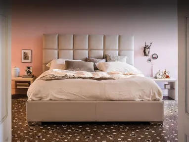 Letto contenitore con testiera in ecopelle trapuntata William di Cattelan Italia