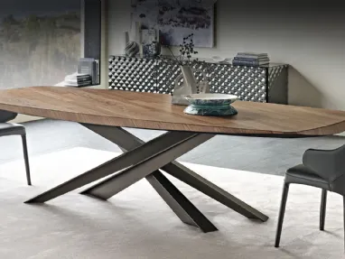 Tavolo rettangolare con piano in legno pregiato Lancer Wood di Cattelan Italia